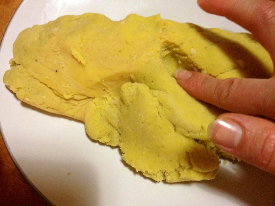 Gnocchi e pizza di platano fruttariani 
