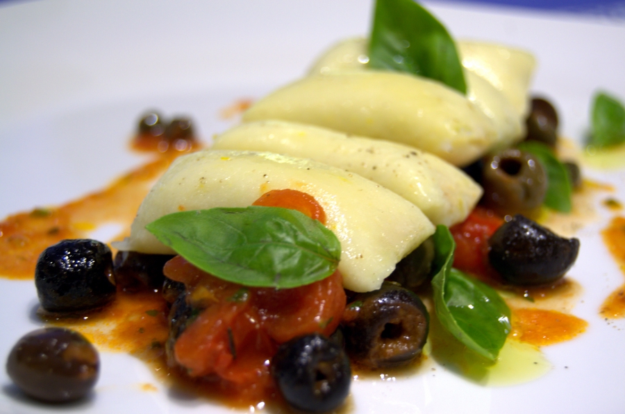 Gnocchi di baccala’   al burro salato ed intingolo alla buona donna…