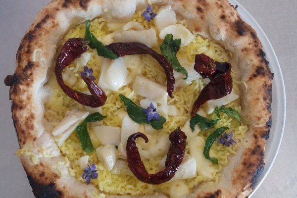 Pizza con baccalà alla pertcaregn