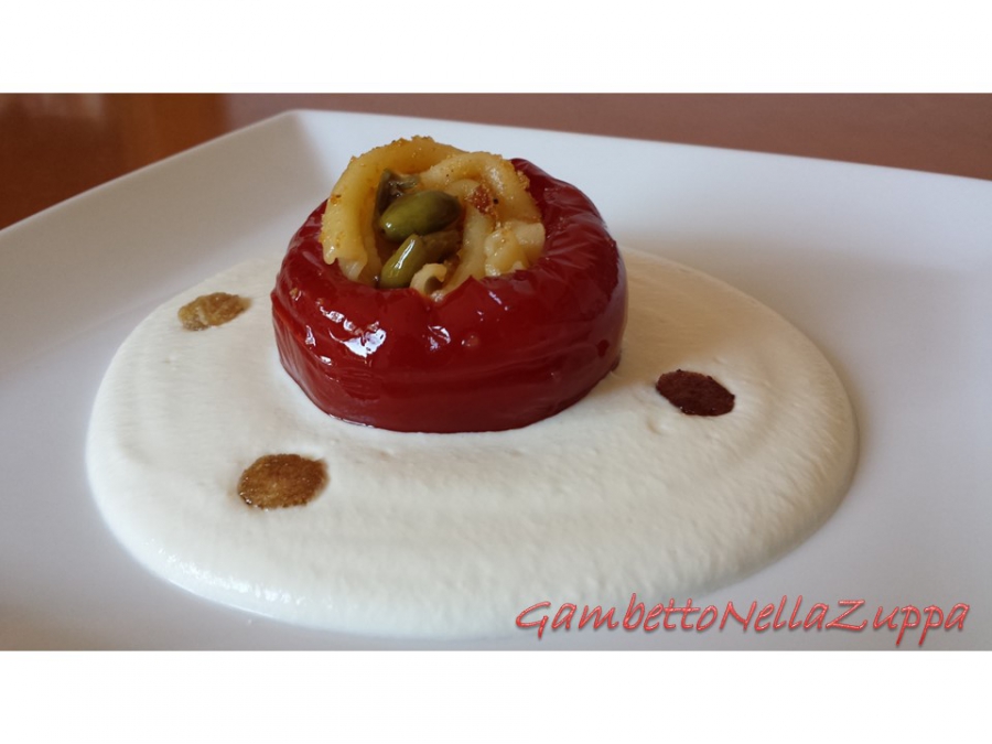 Casarecce, bufala, salella, pane croccante e papaccella