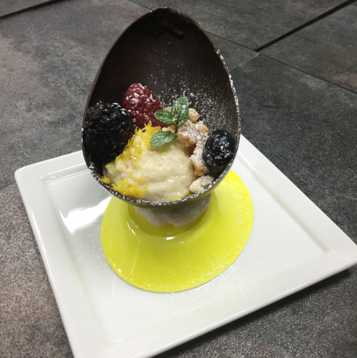 Mousse di grano ed uova di cioccolato 