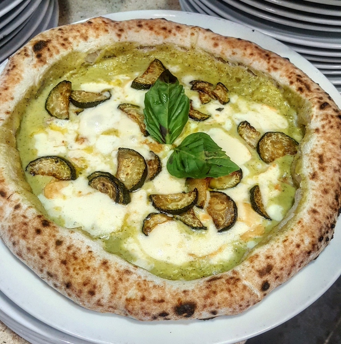 Pizza Nerone