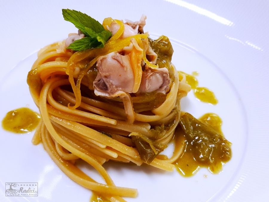 Linguine aglio, olio e peperoncini verdi con vongole e limone - il racconto di Angelo D'Amico per il contest