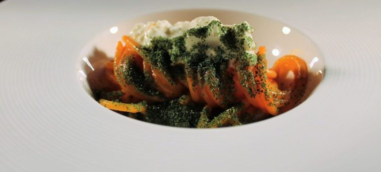 Spaghettone alla 'Scarpone' ai due pomodori