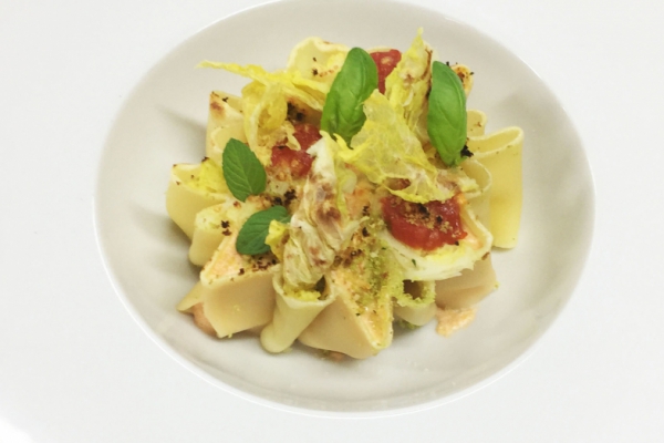 Ricotta di bufala e verza con pomodoro