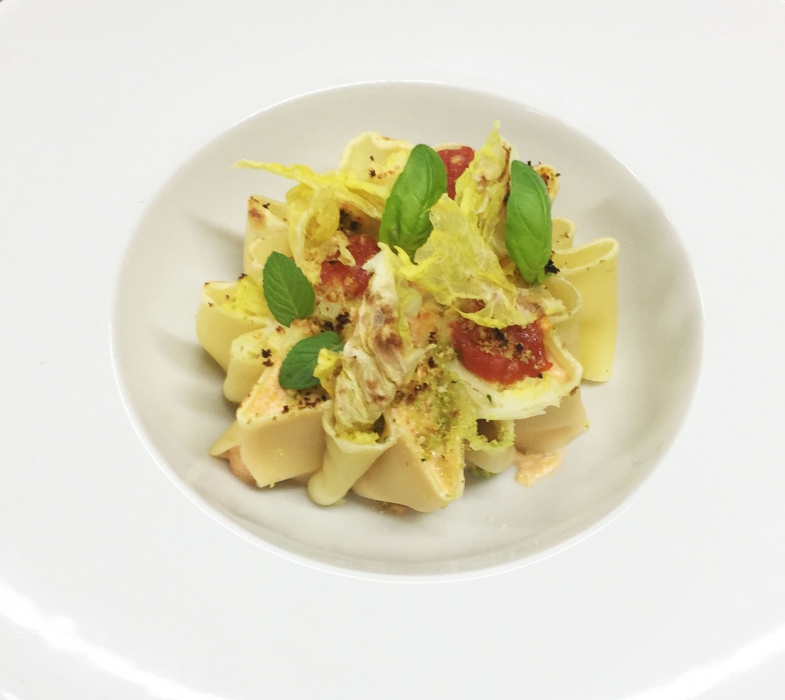 Ricotta di bufala e verza con pomodoro 