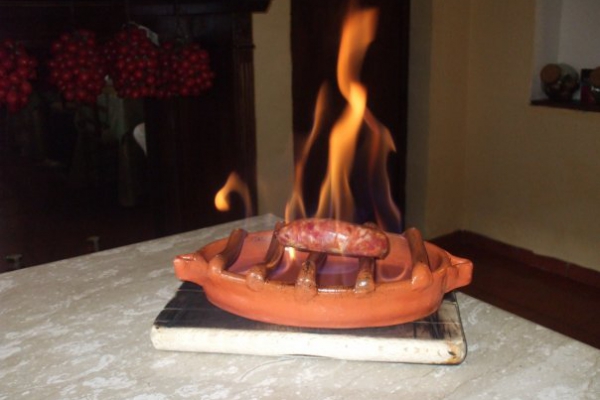 Salsiccia di 'Don Enzo' cotta al flambè
